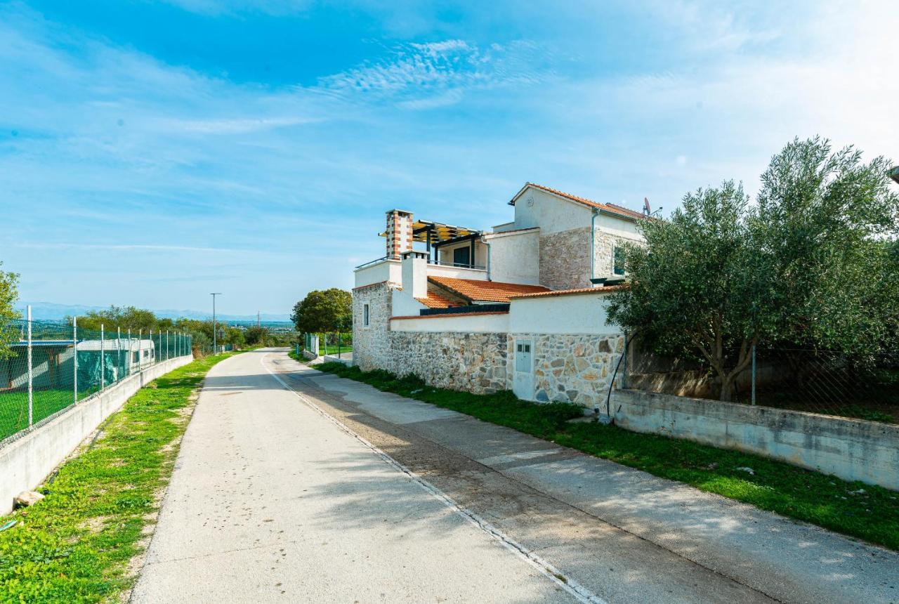Villa Mia Sukosan Exterior photo
